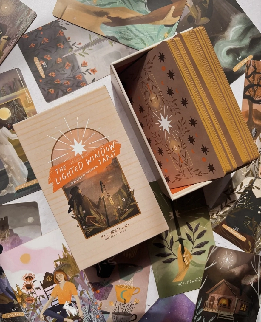 THE LIGHTED WINDOW TAROT
